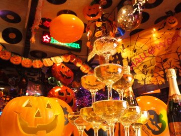 年齢なんて関係ない 新宿で人気貸切ハロウィンパーティー会場5選 グルメプラス