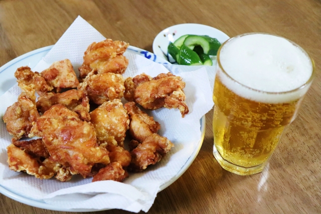 新橋で大人数の宴会を開きたい幹事の方へ!絶品の鶏料理の食べられる居酒屋3選